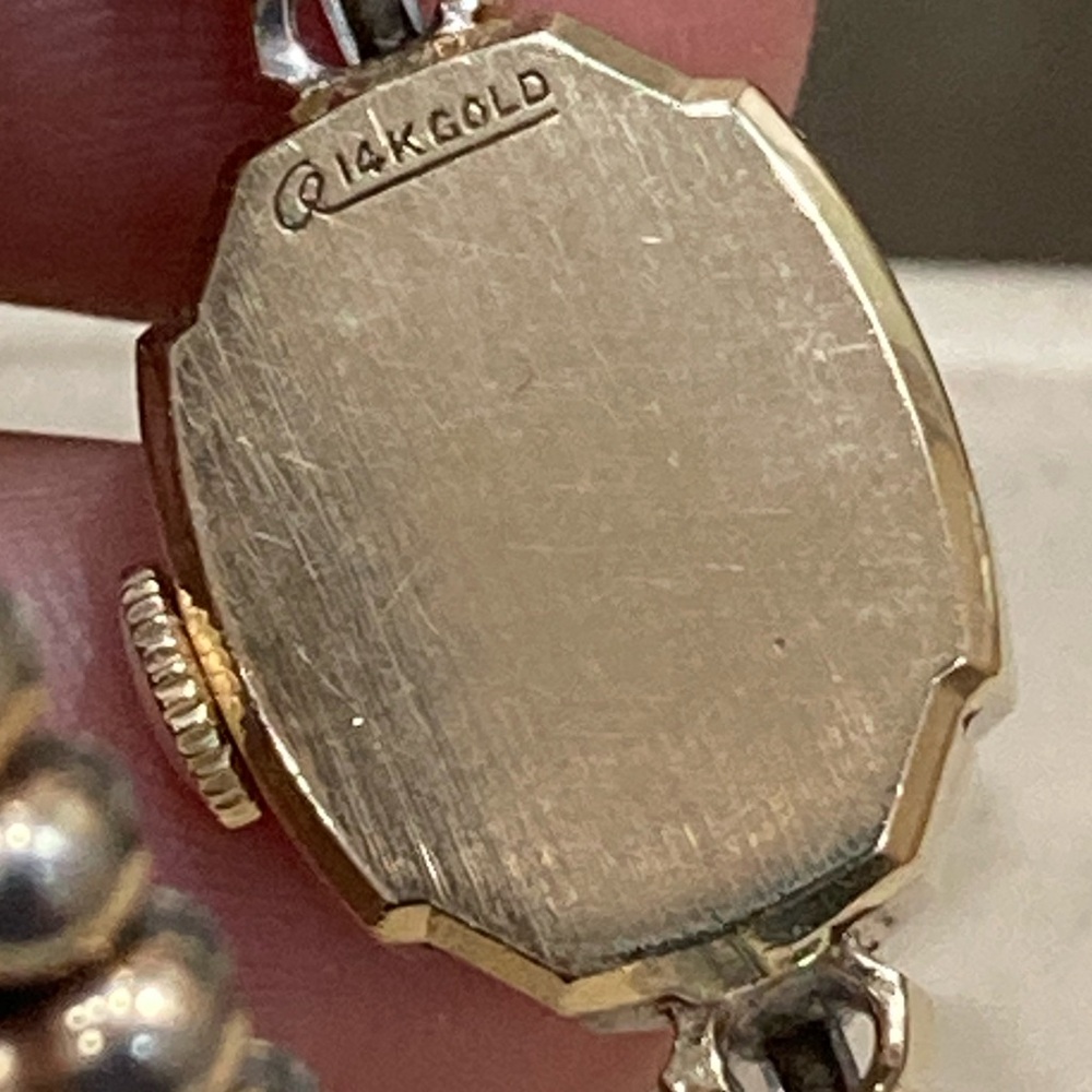 14k gold watch - Picture 7 of 10